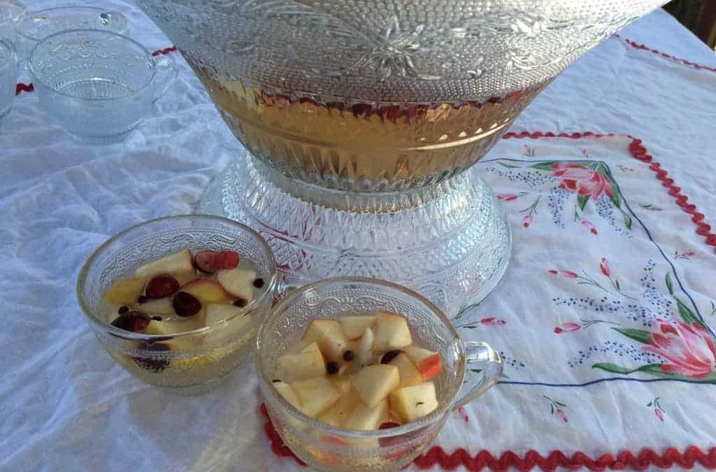 Have some apple cider sangria with your new years party