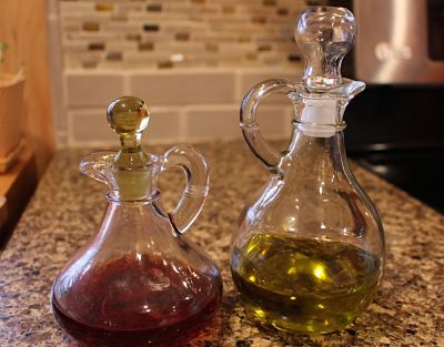 Olive oil and vinegar can mix to make lots of great things!