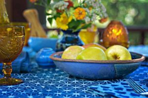 Asheville Nutritionist Denise Barratt setting the table for new changes in your health